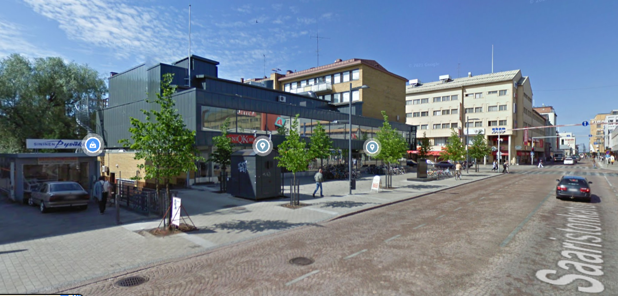 Isokatu 35, lämmintä parkkitilaa kellarista